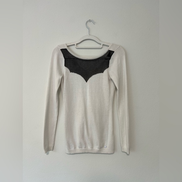 Guess Sweetheart Mesh Long Sleeve Top - Picture 1 of 9